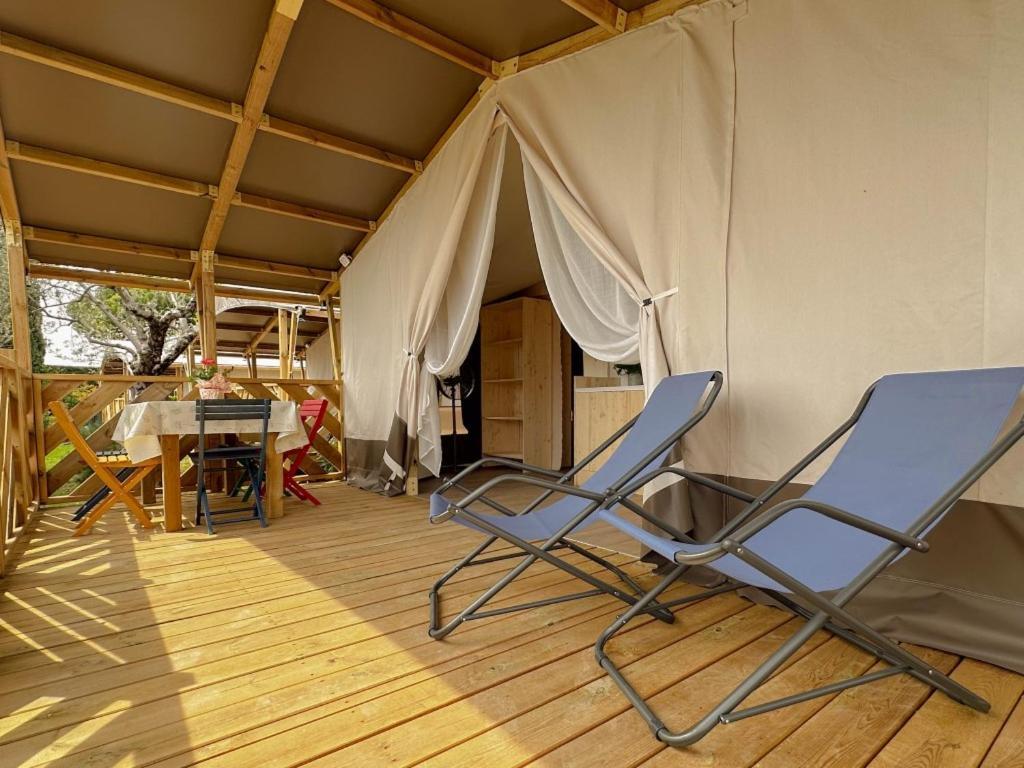 Moniga del Garda Sereno Camping Holiday מראה חיצוני תמונה